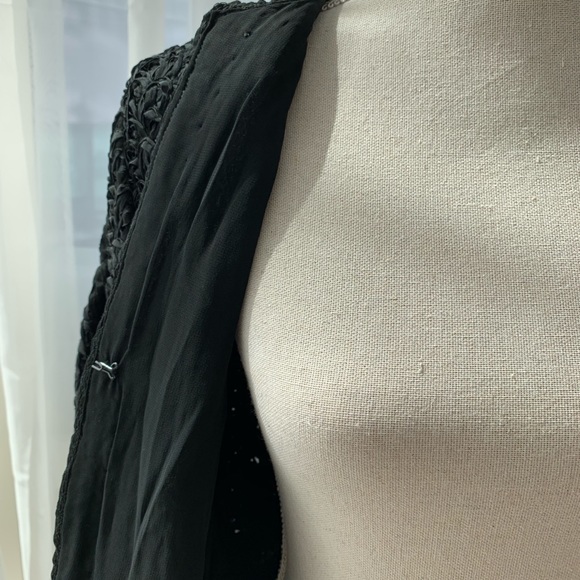 SOLD Vintage Midcentury Black Scalloped Cropped Jacket - Picture 6 of 6
